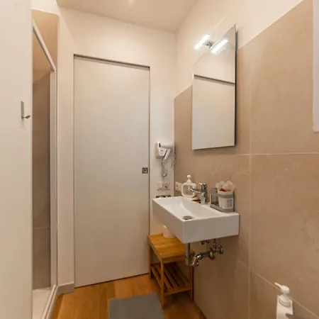 Διαμέρισμα Base Dell'avventura - Metro Manzoni, Metro Lodi & Wi-fi Ρώμη